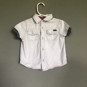 Baby boy’s short sleeve shirt, size 18 M